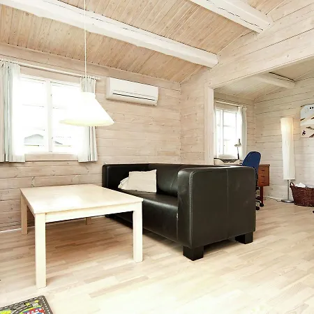 Holiday home Holiday Brombaervaenget Iv *