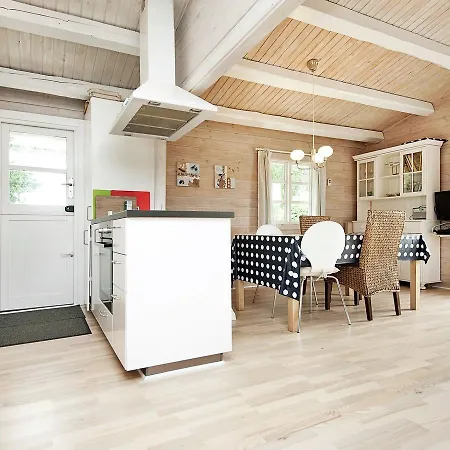Holiday Brombaervaenget Iv Holiday home
