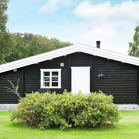 Holiday home Holiday Brombaervaenget Iv Hejls